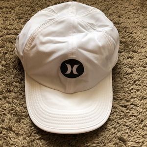 Hurley dri fit phantom white hat